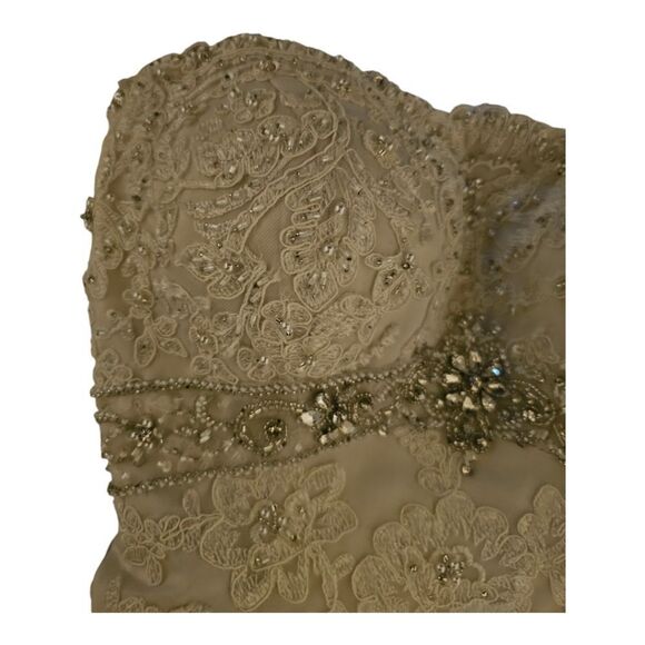 DAVID TUTERA Ivory Lace Beaded Wedding Dress - Size 8‎ - Picture 5 of 12